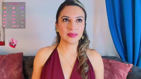 Snapshot of may_wood chatting on 28, 11, 2025 may_wood online show from 28, 11, 2025