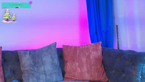 Snapshot of may_wood chatting on 4, 12, 2025 may_wood online show from 4, 12, 2025