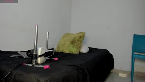 Snapshot of maya_graham_ chatting on 8, 3, 2026 Maya online show from 8, 3, 2026