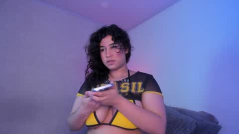 maya_house online show from 18, 9, 2025