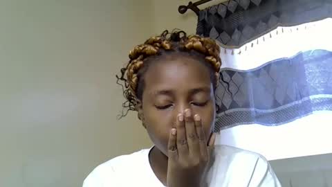 Snapshot of maya_melody chatting on 11, 1, 2026 maya_melody online show from 11, 1, 2026