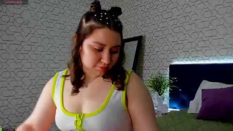 Snapshot of maya_raay chatting on 19, 4, 2026 Maya online show from 19, 4, 2026