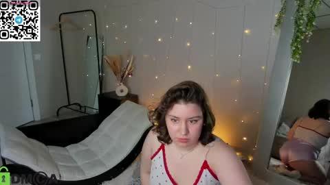 Snapshot of maya_raay chatting on 27, 4, 2026 Maya online show from 27, 4, 2026