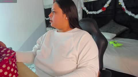 MAY online show from 23, 12, 2025