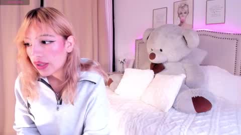 Snapshot of mayajhons chatting on 15, 1, 2026 Mayajhons online show from 15, 1, 2026