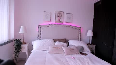 Snapshot of mayajhons chatting on 15, 2, 2026 Mayajhons online show from 15, 2, 2026