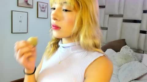 Snapshot of mayajhons chatting on 23, 2, 2026 Mayajhons online show from 23, 2, 2026