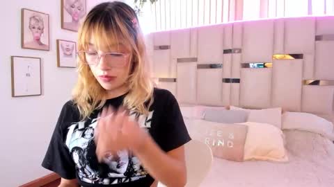 Snapshot of mayajhons chatting on 4, 3, 2026 Mayajhons online show from 4, 3, 2026