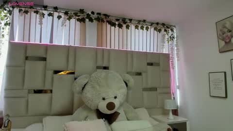 Snapshot of mayajhons chatting on 23, 3, 2026 Mayajhons online show from 23, 3, 2026