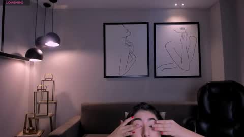 Maya online show from 18, 12, 2025