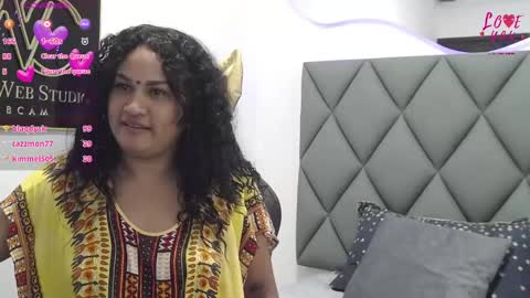 Snapshot of mayanindharani chatting on 24, 2, 2025 Maya online show from 24, 2, 2025