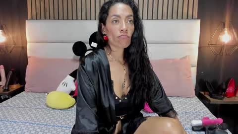 Nicolle Ruselle   Hello my lovely  schedule for great fun from  630 am and end 800 pm Colombian time I wait for you online show from 7, 1, 2025