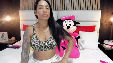 Nicolle Ruselle   Hello my lovely  schedule for great fun from  630 am and end 800 pm Colombian time I wait for you online show from 10, 3, 2025