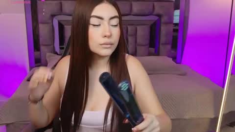 Maya Vexx online show from 25, 6, 2026