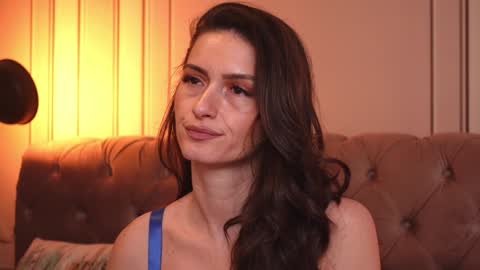 Snapshot of mayavixxen chatting on 10, 1, 2025 MayaVixxen online show from 10, 1, 2025