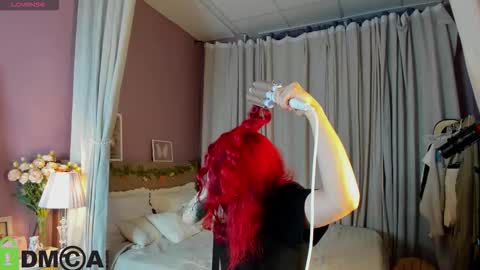 Snapshot of maybe_mia chatting on 10, 2, 2026 Mia GMT2 Mon 3-9 AM Tue 3-9 AM Wed 3-9 AMThur 10 AM - 4 PM Fri 3-9 AM Sat 3-9 AM Sun 3-9 AM. online show from 10, 2, 2026