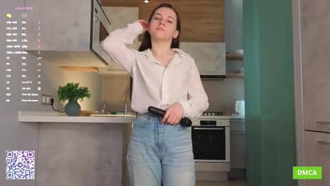 My name Casey  online show from 14, 3, 2026