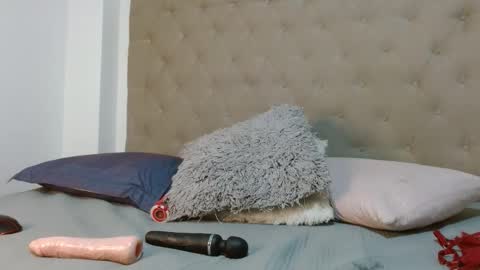 MAYA online show from 15, 11, 2025