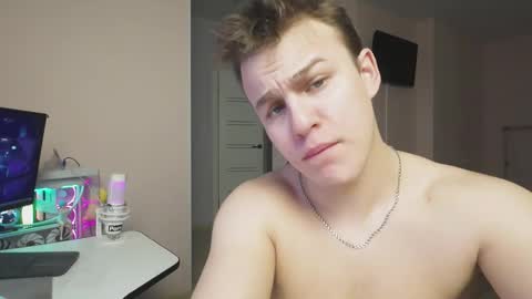 Snapshot of maygly chatting on 12, 1, 2026 Slava and Alextatto online show from 12, 1, 2026