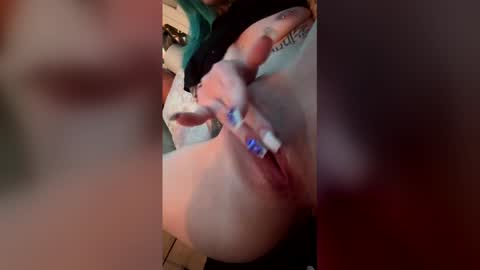 Snapshot of mayk47866627 chatting on 5, 4, 2026 mayk47866627 online show from 5, 4, 2026