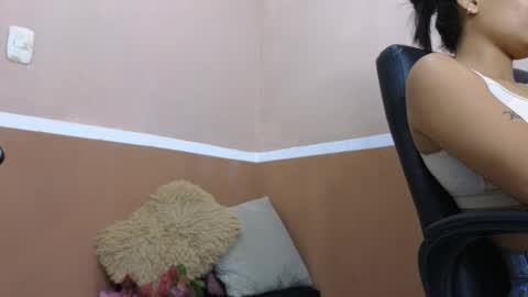 Snapshot of maykka chatting on 21, 9, 2025 Mayka online show from 21, 9, 2025