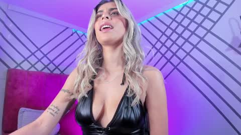 Snapshot of mayli_xx chatting on 7, 12, 2024 ALIS online show from 7, 12, 2024