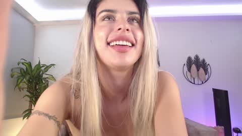 Snapshot of mayli_xx chatting on 7, 2, 2025 ALIS online show from 7, 2, 2025