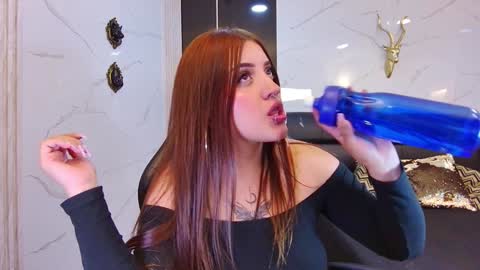 Snapshot of maylinsanchez chatting on 7, 2, 2025 Maylin online show from 7, 2, 2025