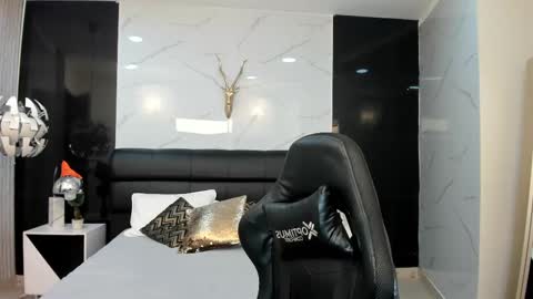 Snapshot of maylinsanchez chatting on 4, 3, 2025 Maylin online show from 4, 3, 2025