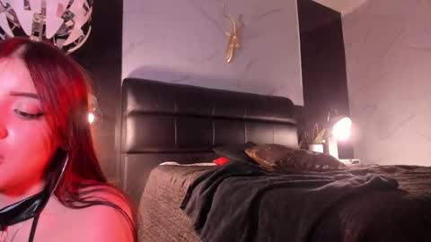 Snapshot of maylinsanchez chatting on 3, 10, 2025 Maylin online show from 3, 10, 2025