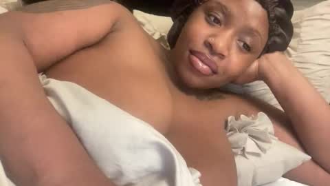 Snapshot of mayluvsu chatting on 18, 3, 2026 mayluvsu online show from 18, 3, 2026