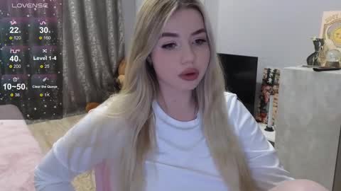 Snapshot of maymallorie chatting on 29, 1, 2025 may online show from 29, 1, 2025