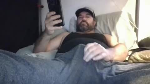 Snapshot of mayoramx chatting on 14, 2, 2026 Dad bod 43 online show from 14, 2, 2026