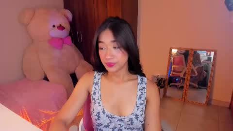 Snapshot of mayproject2 chatting on 3, 3, 2026 may online show from 3, 3, 2026