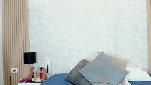 Mayra online show from 6, 3, 2025