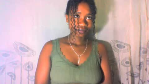 Snapshot of mayrah5 chatting on 13, 1, 2025 mayrah online show from 13, 1, 2025