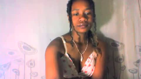 Snapshot of mayrah5 chatting on 14, 1, 2025 mayrah online show from 14, 1, 2025
