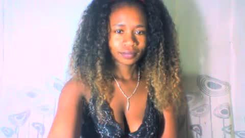 Snapshot of mayrah5 chatting on 3, 2, 2025 mayrah online show from 3, 2, 2025