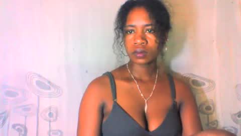 Snapshot of mayrah5 chatting on 6, 2, 2025 mayrah online show from 6, 2, 2025