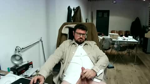 maythe4bwu online show from 22, 11, 2025