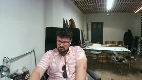 maythe4bwu online show from 5, 7, 2026