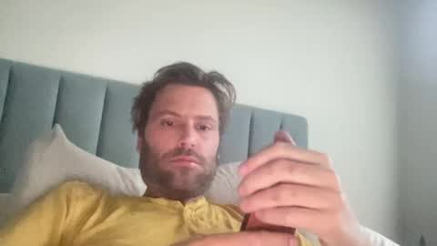 Snapshot of mbnc chatting on 28, 12, 2024 lol online show from 28, 12, 2024