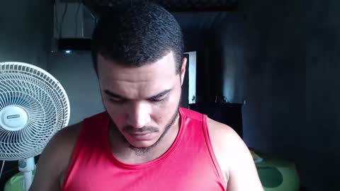 Snapshot of mcgregor_sexhot chatting on 25, 12, 2024 Mcgregor online show from 25, 12, 2024