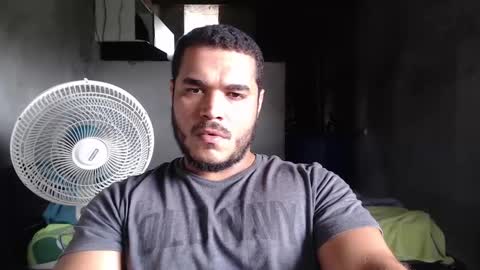 Snapshot of mcgregor_sexhot chatting on 5, 1, 2025 Mcgregor online show from 5, 1, 2025