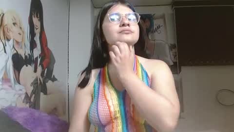 Snapshot of mckennahot303av chatting on 25, 2, 2025 mackenna av online show from 25, 2, 2025