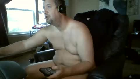 Snapshot of mckhero chatting on 28, 7, 2026 Sean online show from 28, 7, 2026