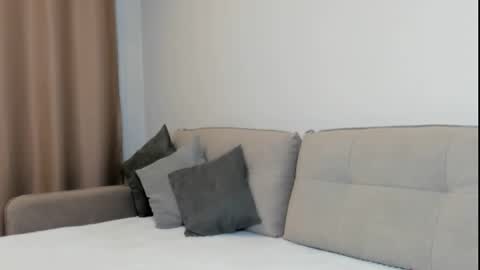 Snapshot of me_lina_ chatting on 11, 10, 2025 Alice online show from 11, 10, 2025