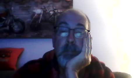 Snapshot of meathome3 chatting on 18, 7, 2026 me at home online show from 18, 7, 2026