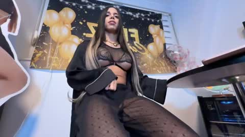 Snapshot of meclarityxxx chatting on 18, 11, 2025 online show from 18, 11, 2025