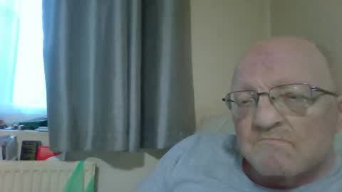 Snapshot of mecos539 chatting on 22, 4, 2026 mecos539 online show from 22, 4, 2026